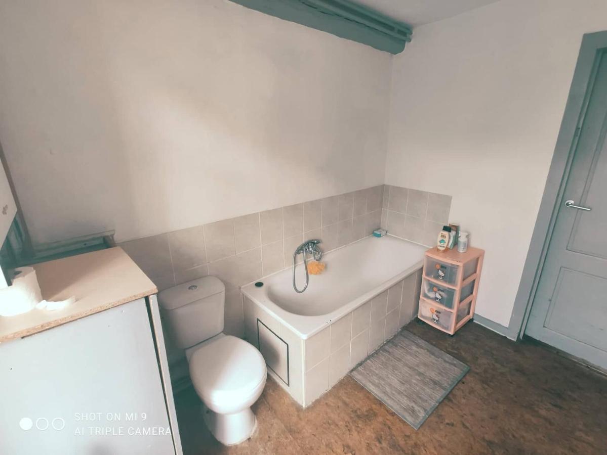 Chambre Privee Dans Maison Tout Confort Jodoigne Exterior foto